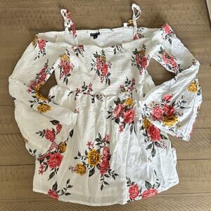 Torrid Smocked Cold Shoulder Blouse White Peasant Floral Size 0 XL